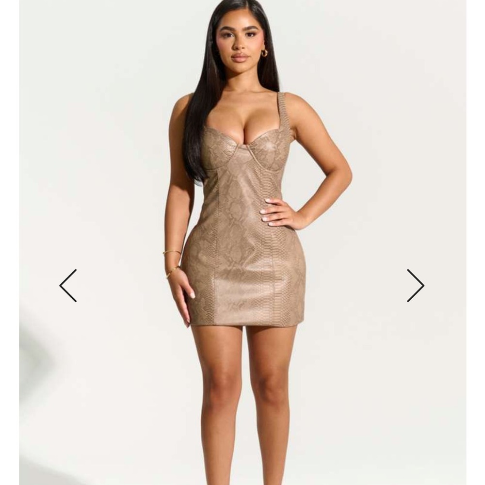 Snake dress
